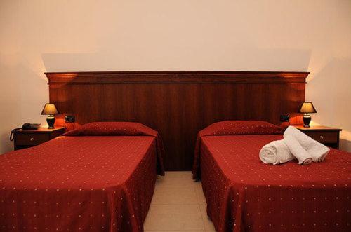 Agri Hotel Conte Salentino ซันตีซิโดโร ภายนอก รูปภาพ